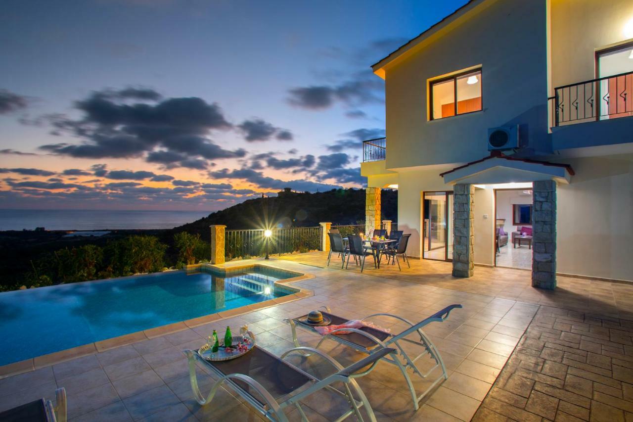 Villa Blue Jadeite เปเยีย ภายนอก รูปภาพ