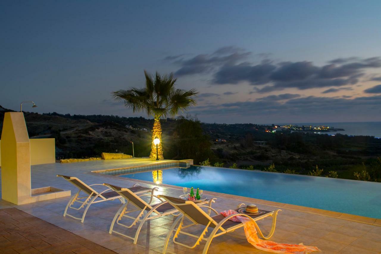 Villa Blue Jadeite เปเยีย ภายนอก รูปภาพ